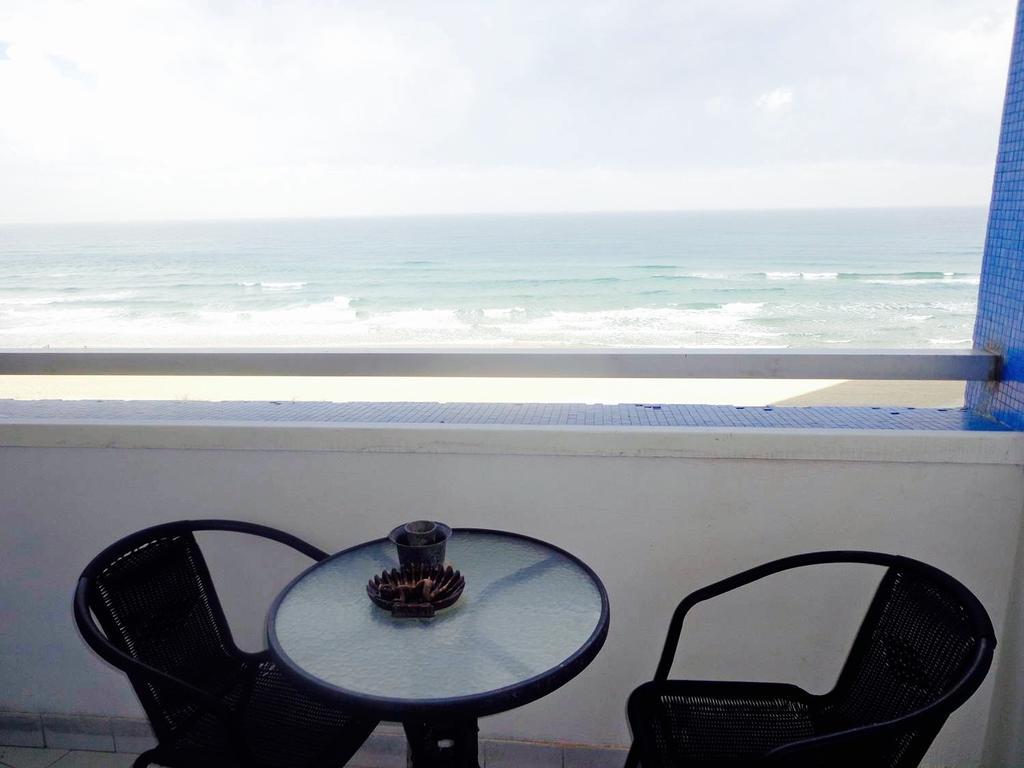 Апартаменты Perfect Sea View Бат-Ям Номер фото